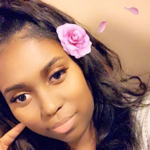 Meet your Posher, Marisa